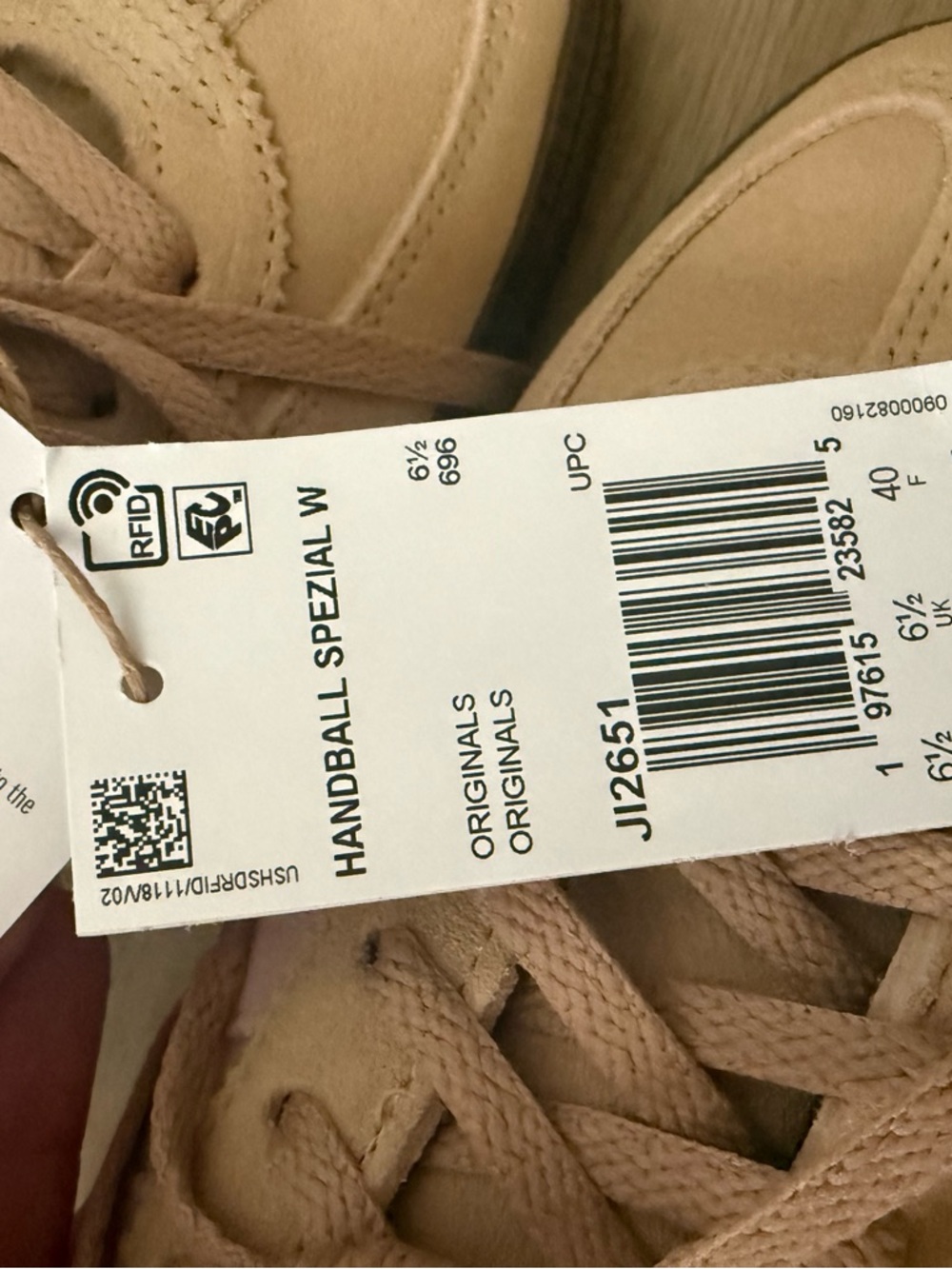 ADIDAS WOMENS HANDBALL SPEZIAL SHOES  - tan/pink never been worn! - Picture 3 of 4